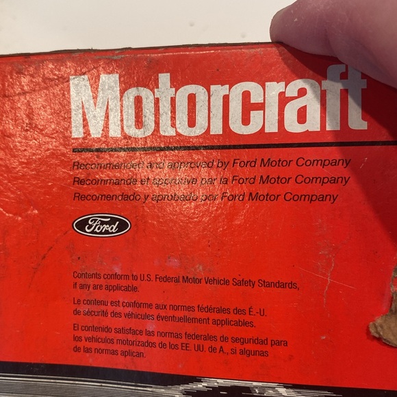 NIB Motorcraft 6 Spark Plugs, Platinum BSF44P - Picture 4 of 4